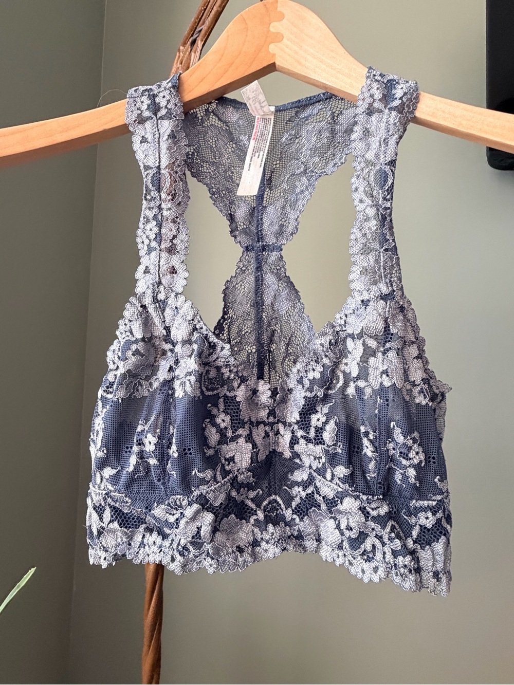 0027-Free People Intimately Floral Lace Racerback Bralette S